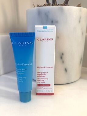 Clarins Hydra-Essentiel Moisturizing Reviving Eye Mask - New in Box